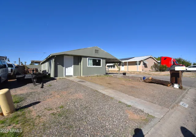 Photo 2 of Manufactured home for sale at 672 S 93rd Way, Mesa, AZ 85208 | MLS# 6946869 | Listing updated on 2026-08-28