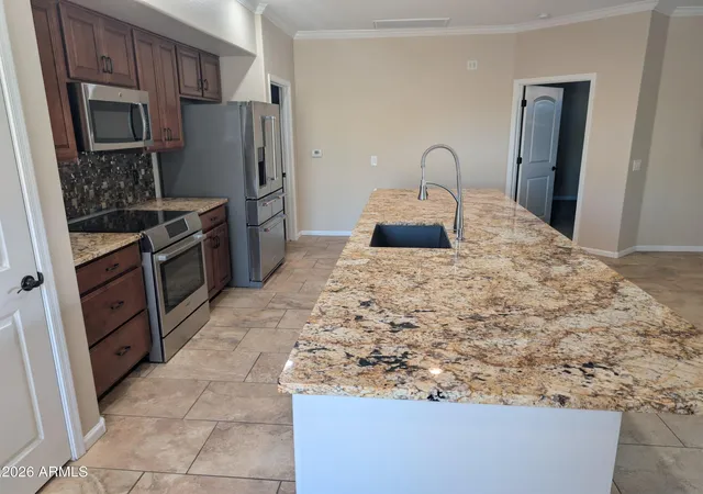 2nd image of 900 S Canal Dr #206, Chandler, AZ 85225 | MLS# 7008867
