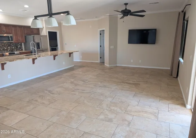 Listing Photo 5 - Condo for sale in building located at 900 S Canal Dr, Chandler, AZ 85225 - Unit #206