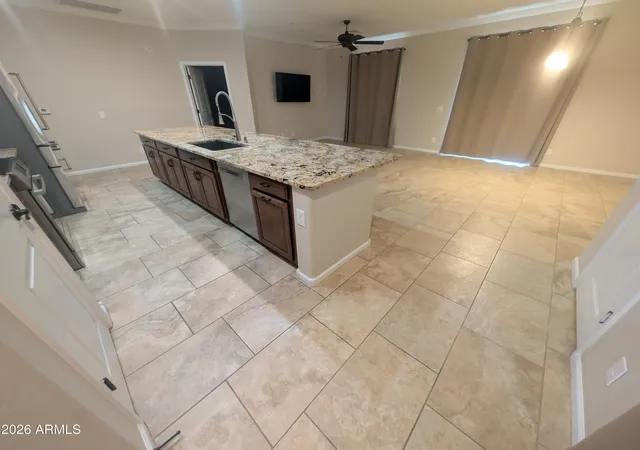 Listing Photo 4 - Condo for sale in building located at 900 S Canal Dr, Chandler, AZ 85225 - Unit #206