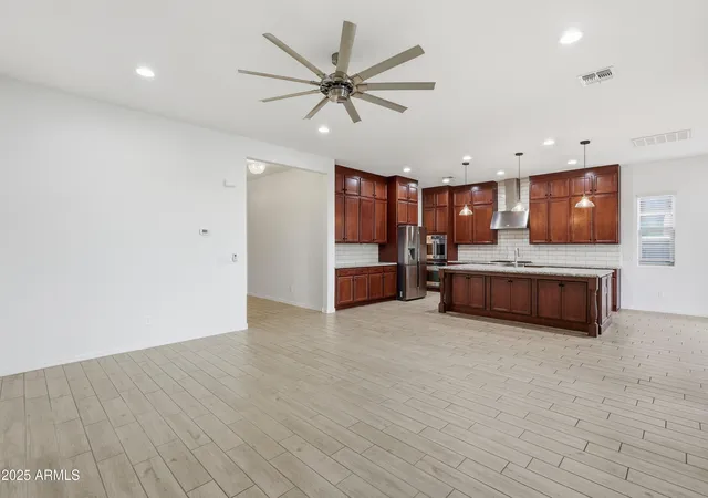 3rd image of 1432 E Pedro Rd, Phoenix, AZ 85042 | MLS# 6947505