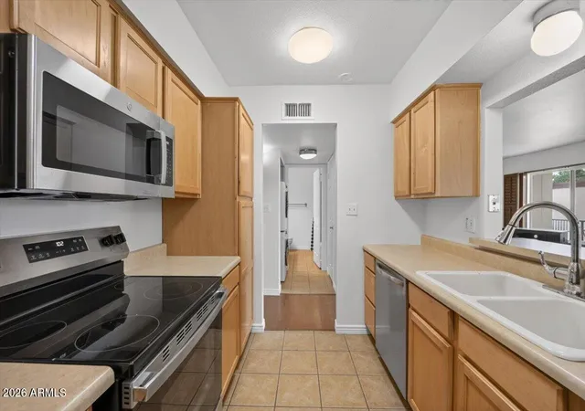 3rd image of 220 S Old Litchfield Rd, Litchfield Park, AZ 85340