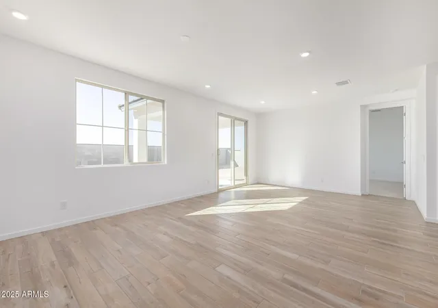 4th image of 30153 W Palo Brea Way, Buckeye, AZ 85396 | MLS# 6948821