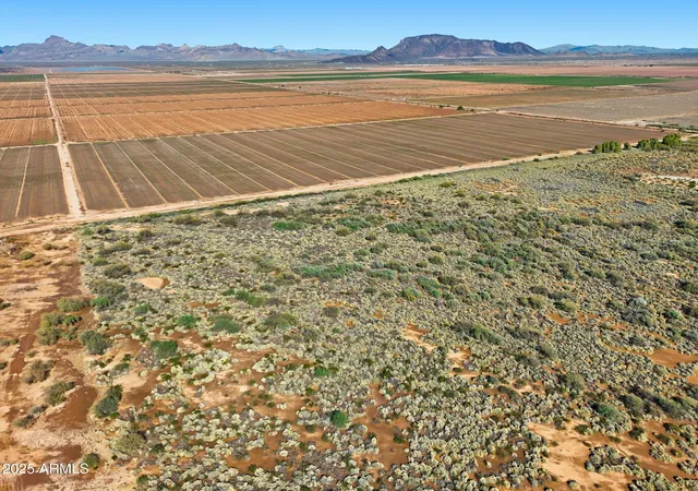 Photo 4 of Land for sale at 0 W Courthouse Rd #139, Tonopah, AZ 85354 | MLS# 6949522 | Listing updated on 2025-12-30