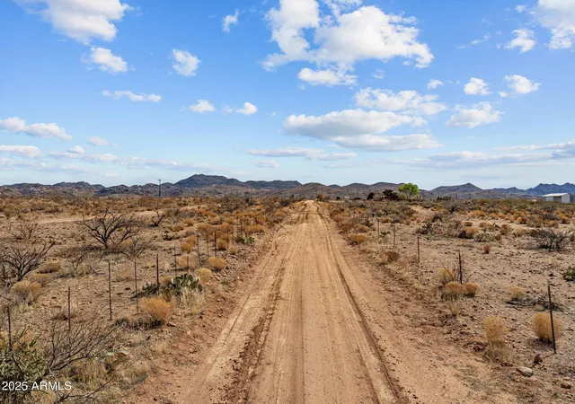 13th image of X1 S Stetson Ranch Rd, Congress, AZ 85332 | MLS# 6949689