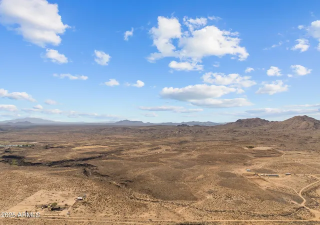 3rd image of X1 S Stetson Ranch Rd, Congress, AZ 85332 | MLS# 6949689