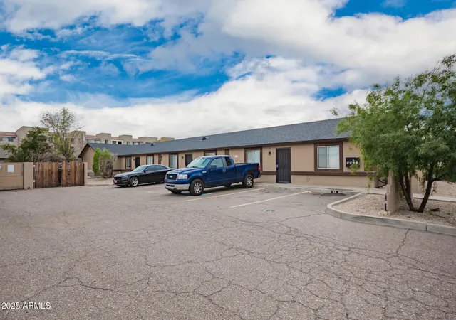 3rd image of 7549 N 21St Ave, Phoenix, AZ 85021 | MLS# 6951436