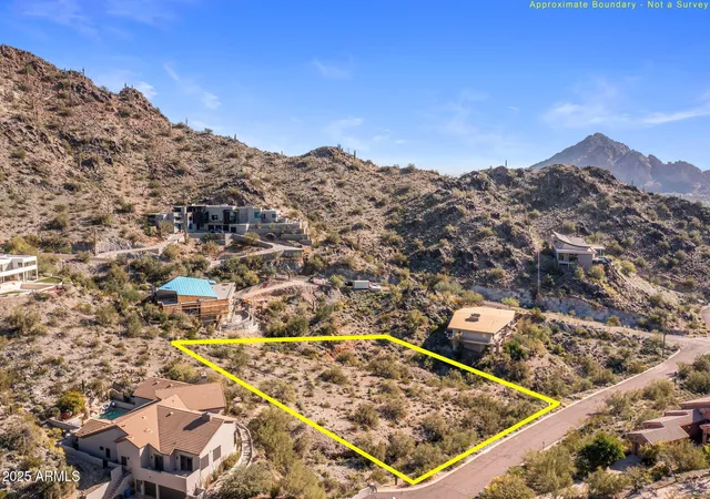 4th image of 6725 N Palm Canyon Dr #11, Phoenix, AZ 85018 | MLS# 7010440