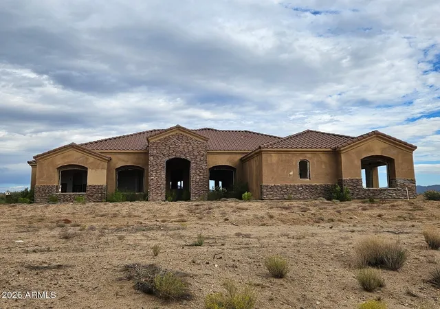 Homes for sale in Kingman, AZ | 12371 E Old Mule Dr, Kingman, AZ 86401 | MLS# 6951989