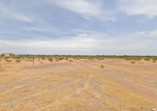 1st image of 0 W Pinnacle Vista Rd, Wittmann, AZ 85361 | MLS# 6950844