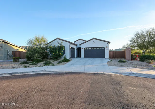 Photo 1 of Single family home for sale at 9635 S 40th Drive, Laveen, AZ 85339 | MLS# 6953921 | Listing updated on 2026-08-31