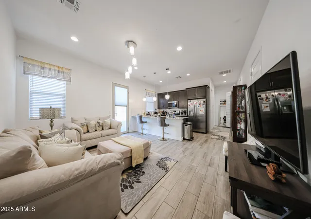 Photo 5 of Single family home for sale at 9635 S 40th Drive, Laveen, AZ 85339 | MLS# 6953921 | Listing updated on 2026-08-31