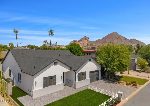 Photo 1 of Single family home for sale at 4048 E Minnezona Ave, Phoenix, AZ 85018 | MLS# 7089918 | Listing updated on 2026-10-26
