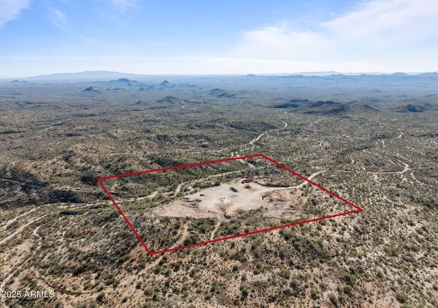Photo 2 of Land for sale at Xx1 W Monarch Trl, Wickenburg, AZ 85390 | MLS# 6955061 | Listing updated on 2026-06-25