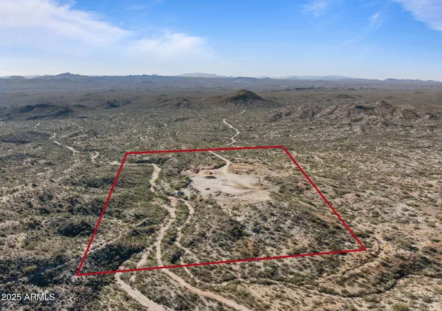 Photo 2 of Land for sale at Xx1 W Monarch Trl, Wickenburg, AZ 85390 | MLS# 6955061 | Listing updated on 2026-06-25
