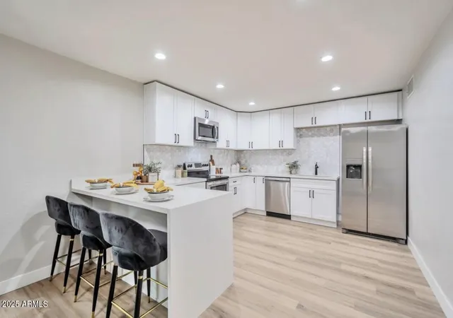 3rd image of 346 E Broadway Ln, Tempe, AZ 85282 | MLS# 6951623