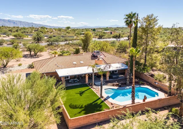Photo 2 of Single family home for sale at 4205 N Avenida De Pimeria Alta, Tucson, AZ 85749 | MLS# 6951451 | Listing updated on 2026-01-28