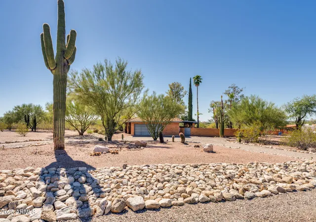 Photo 4 of Single family home for sale at 4205 N Avenida De Pimeria Alta, Tucson, AZ 85749 | MLS# 6951451 | Listing updated on 2026-01-28