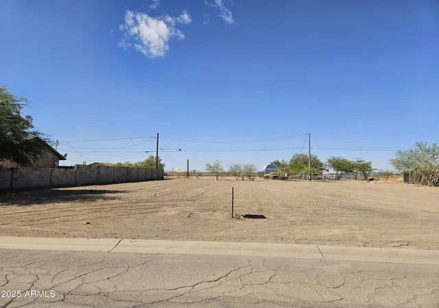 Homes for sale in Eloy, AZ | 406 S Penn St #2, Eloy, AZ 85131 | MLS# 6951483