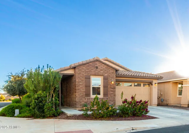 Photo 1 of Single family home for sale at 9341 W Willow Bnd Ln, Phoenix, AZ 85037 | MLS# 6952048 | Listing updated on 2026-09-08
