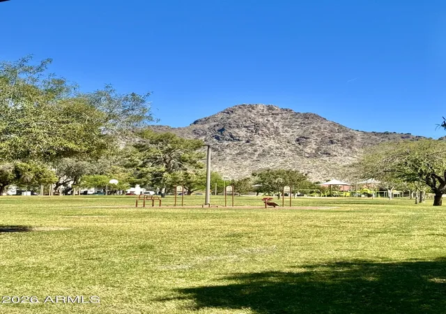 Photo 3 of Single family home for sale at 7240 N Dreamy Draw Dr #114, Phoenix, AZ 85020 | MLS# 6952137 | Listing updated on 2026-09-02