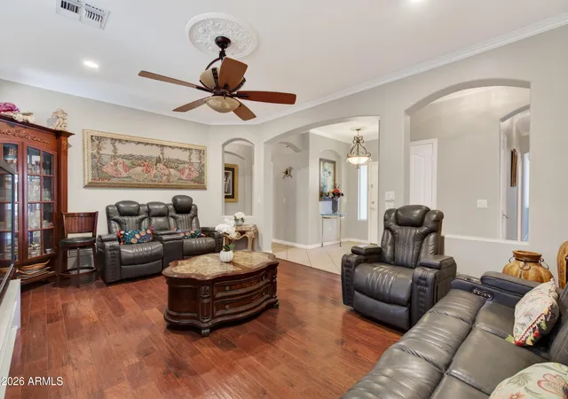 Photo 3 of Sale Pending at 8629 W Jenan Dr, Peoria, AZ 85345 | MLS# 7034928 | Listing updated on 2026-09-11