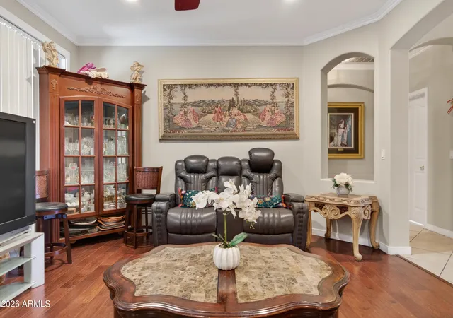 Photo 4 of Sale Pending at 8629 W Jenan Dr, Peoria, AZ 85345 | MLS# 7034928 | Listing updated on 2026-09-11
