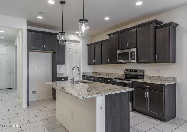 Photo 4 of Single family home for sale at 15011 N 55th Drive, Glendale, AZ 85306 | MLS# 6959456 | Listing updated on 2026-10-09