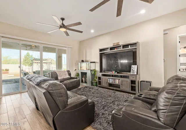 4th image of 8998 W Garnet Mountain Dr, Casa Grande, AZ 85194 | MLS# 6953412