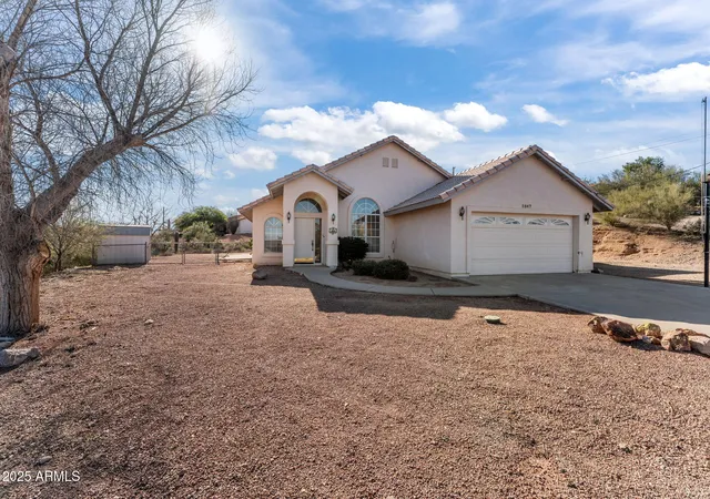 Photo 1 of Single family home for sale at 1847 Vista Dr, Wickenburg, AZ 85390 | MLS# 6953654 | Listing updated on 2026-07-07