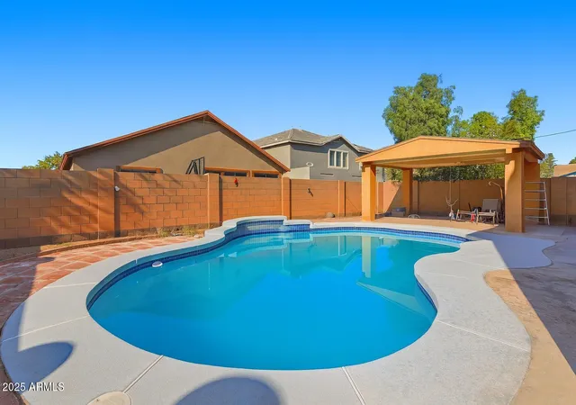 4th image of 6826 S 41St Dr, Phoenix, AZ 85041 | MLS# 6953768