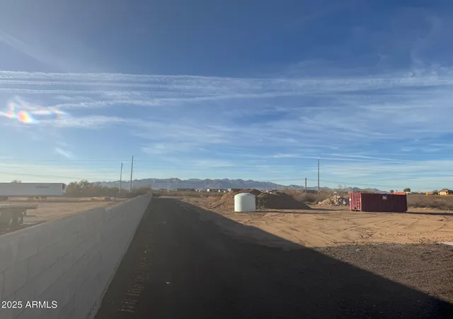 Photo 21 of Single family home for sale at 28328 N 220th Avenue, Wittmann, AZ 85361 | MLS# 6955412 | Listing updated on 2026-06-08