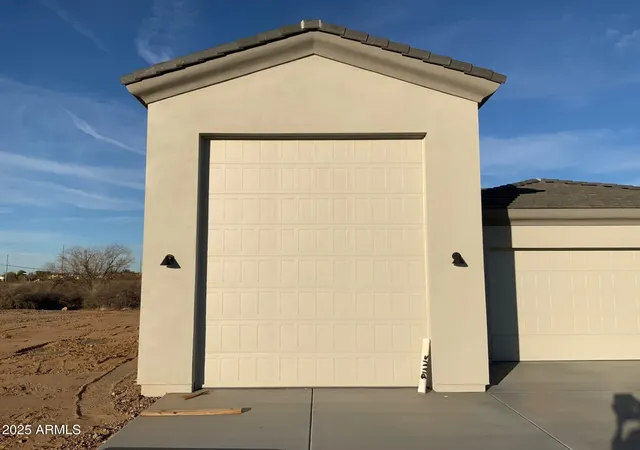 Photo 2 of Single family home for sale at 28328 N 220th Avenue, Wittmann, AZ 85361 | MLS# 6955412 | Listing updated on 2026-06-08