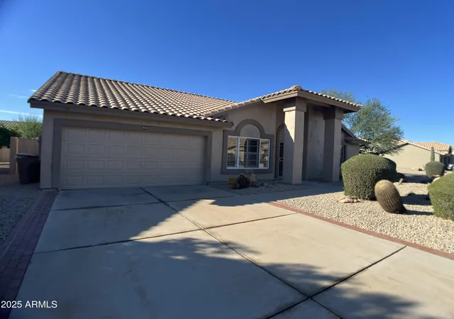 Photo 3 of Single family home for sale at 9421 W Chino Dr, Peoria, AZ 85382 | MLS# 6954585 | Listing updated on 2026-09-15