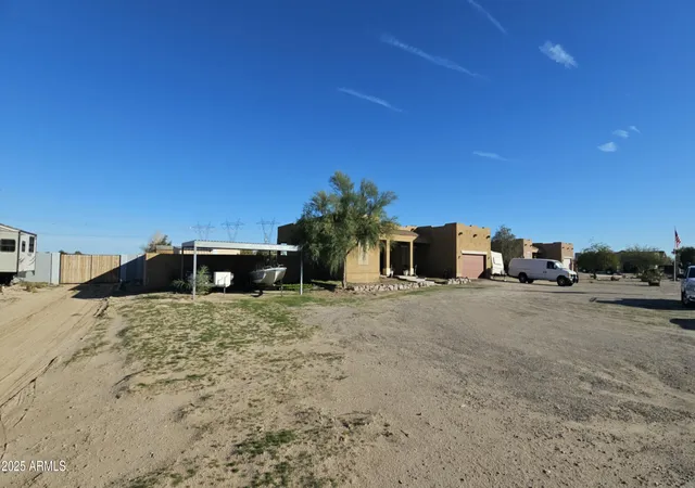 Photo 3 of Single family home for sale at 33340 W Lower Buckeye Rd, Tonopah, AZ 85354 | MLS# 6955015 | Listing updated on 2026-05-29