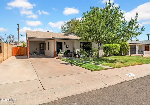 Photo 2 of Single family home for sale at 4737 N 14Th Ave, Phoenix, AZ 85013 | MLS# 7072520 | Listing updated on 2026-09-10