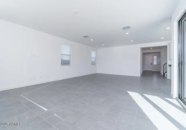 4th image of 445 E La Estela Ln, San Tan Valley, AZ 85140 | MLS# 6955963