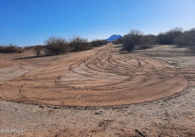 Photo 3 of Land for sale at 904 N 523rd Avenue #4, Tonopah, AZ 85354 | MLS# 6957245 | Listing updated on 2026-04-02