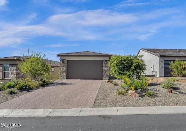 Photo 2 of Single family home for sale at 4340 Ponderosa Trl, Wickenburg, AZ 85390 | MLS# 6961296 | Listing updated on 2026-08-25