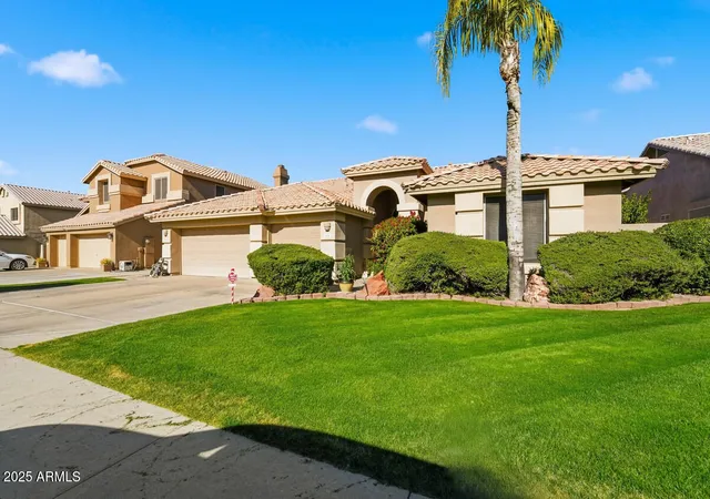 4th image of 7150 W Dreyfus Dr, Peoria, AZ 85381 | MLS# 6963610
