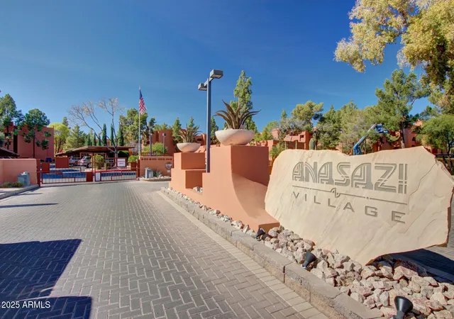 1st image of 4303 E Cactus Rd #202, Phoenix, AZ 85032 | MLS# 6957254
