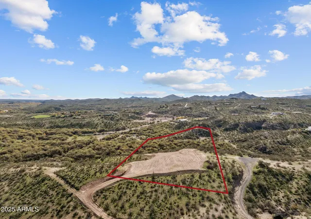 Photo 1 of Land for sale at 215 Howard Ct, Wickenburg, AZ 85390 | MLS# 6958745 | Listing updated on 2026-10-27