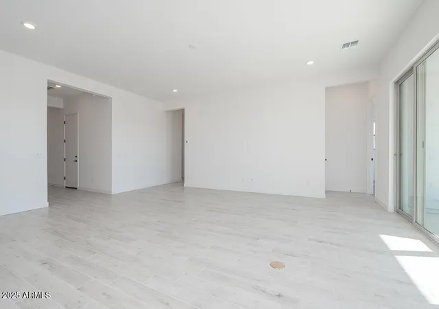 Photo 3 of Sale Pending at 1941 E Empeltre Rd, San Tan Valley, AZ 85140 | MLS# 6959495 | Listing updated on 2026-07-15