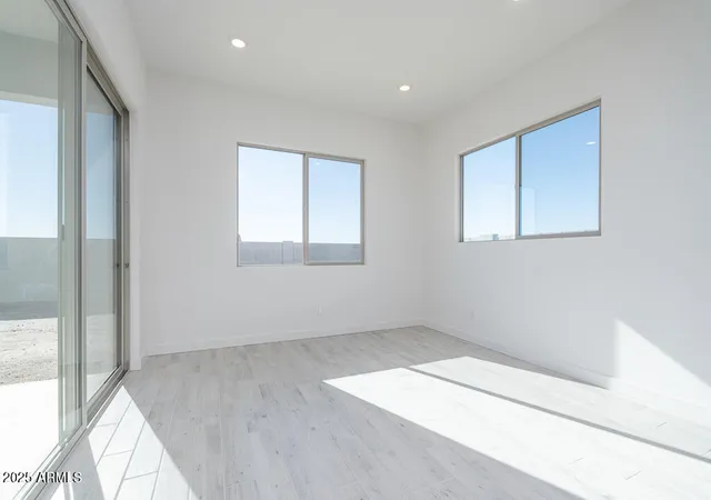 Photo 4 of Sale Pending at 1941 E Empeltre Rd, San Tan Valley, AZ 85140 | MLS# 6959495 | Listing updated on 2026-07-15