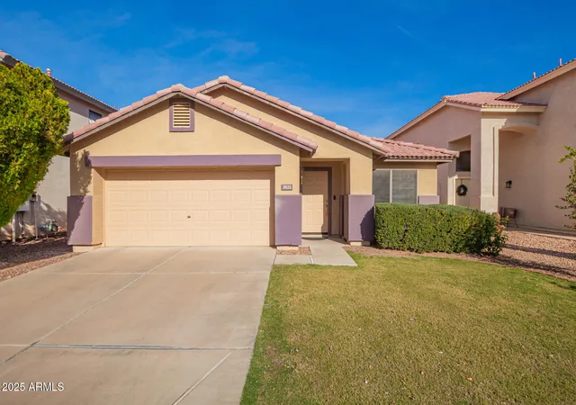 Single family home for sale at 3822 W Fallen Leaf Ln, Glendale, AZ 85310 | MLS# 6959400