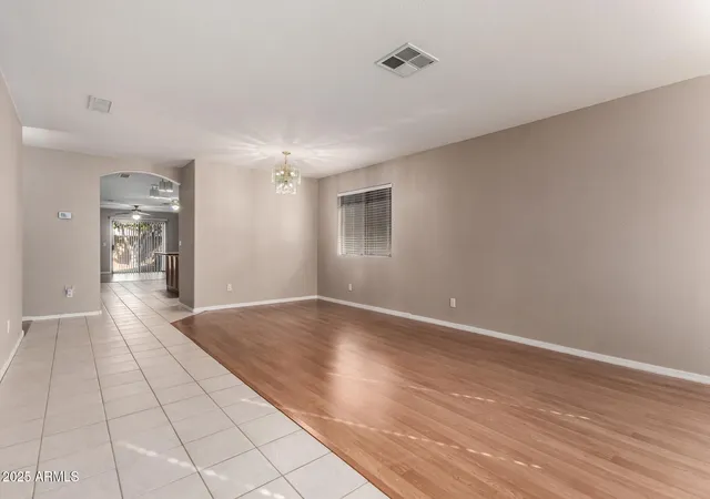 Photo 4 of Single family home for sale at 3822 W Fallen Leaf Ln, Glendale, AZ 85310 | MLS# 6959400 | Listing updated on 2026-10-05