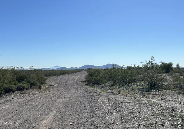 Photo 4 of Land for sale at 411th S Ave Swc Northern, Tonopah, AZ 85354 | MLS# 6959356 | Listing updated on 2025-12-19
