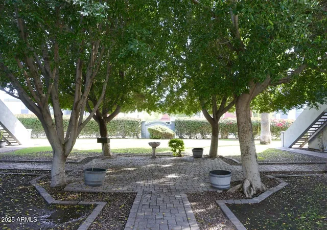 2nd image of 4224 N 12Th St, Phoenix, AZ 85014