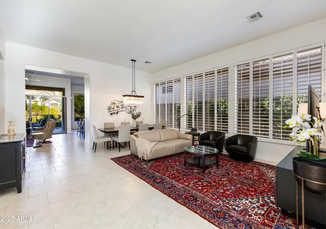 Photo 4 of Single family home for sale at 3130 E Squaw Peak Cir, Phoenix, AZ 85016 | MLS# 6960086 | Listing updated on 2026-10-08