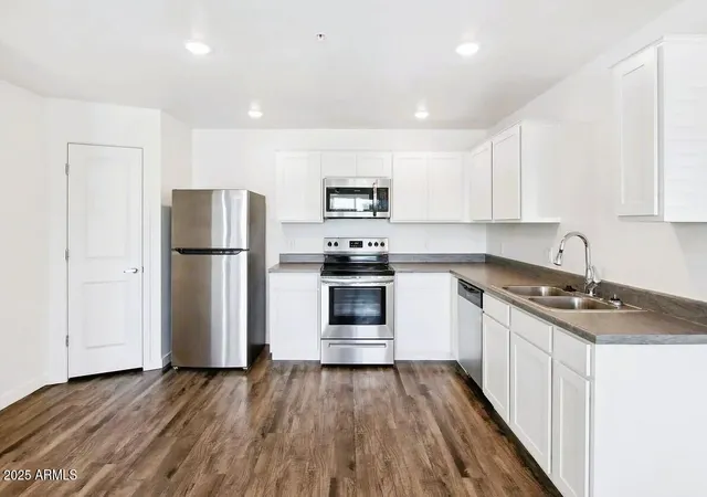 3rd image of 12945 W Greenway Rd #36, El Mirage, AZ 85335 | MLS# 6962131